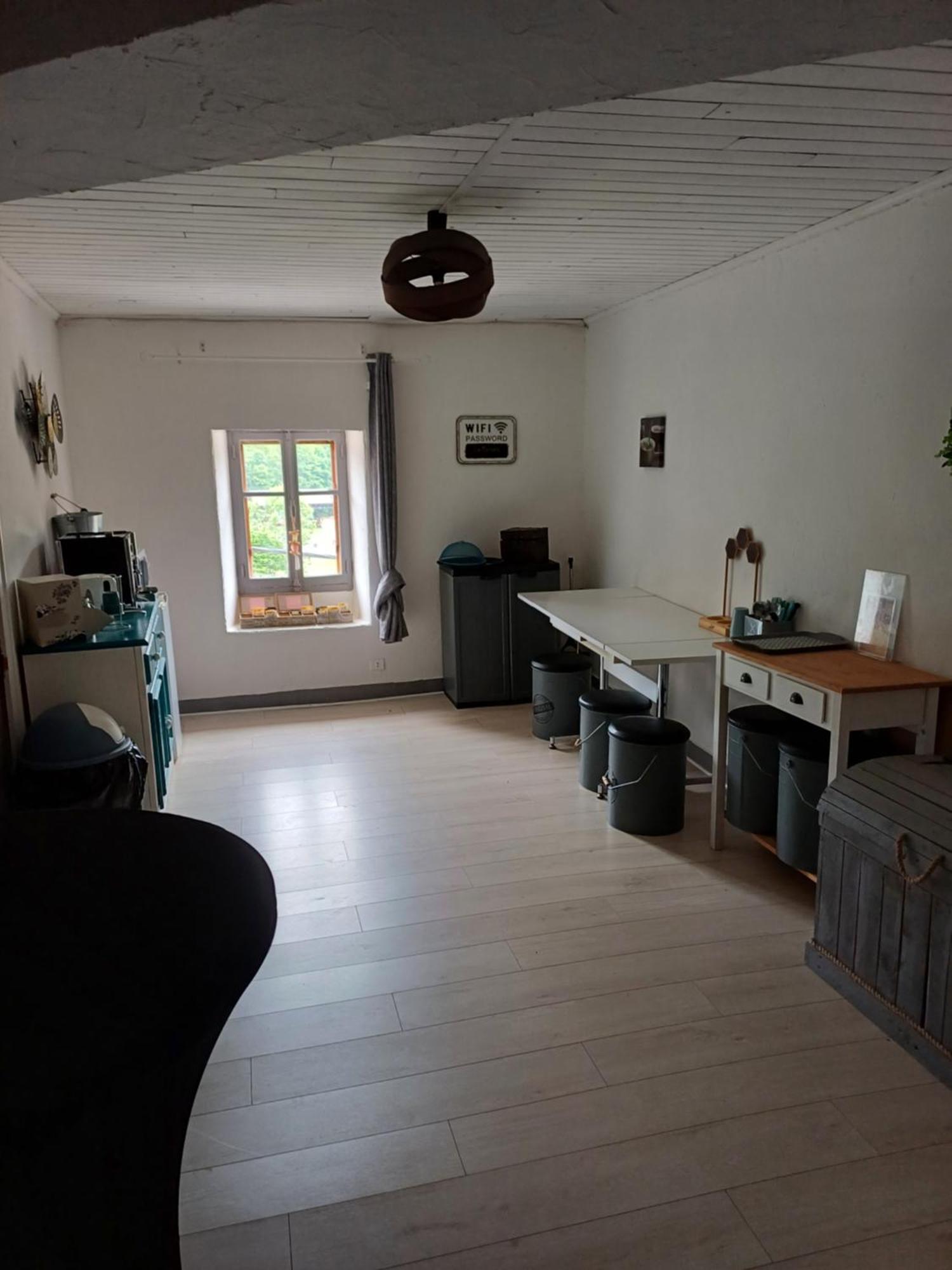 Auberge Des Platanes Villevocance Exteriör bild
