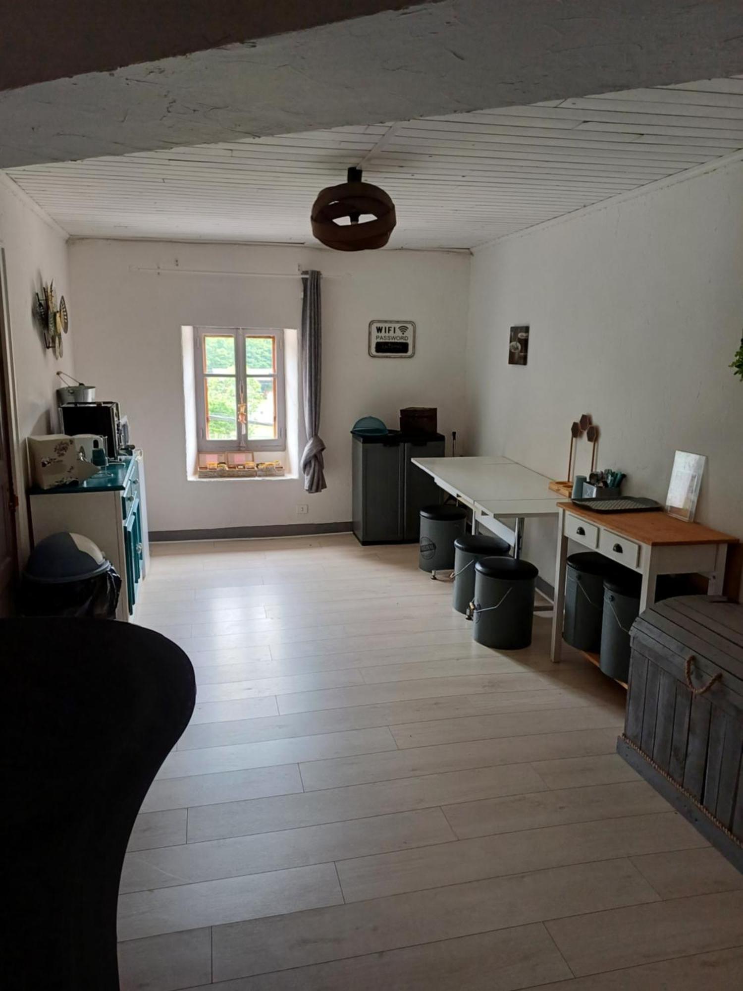 Auberge Des Platanes Villevocance Exteriör bild